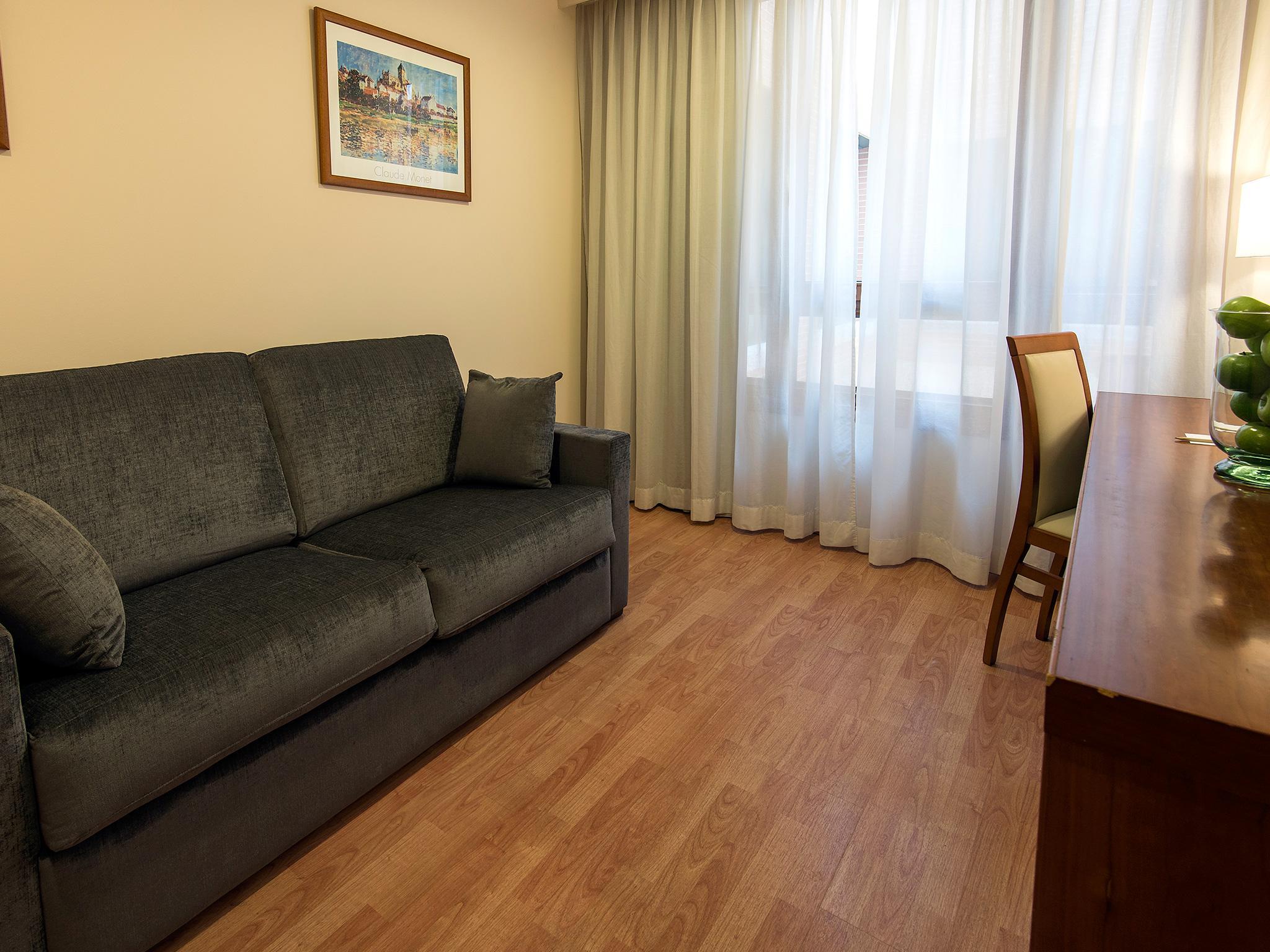 לאס רוסאס דה מדריד Hotel Plaza Las Matas מראה חיצוני תמונה